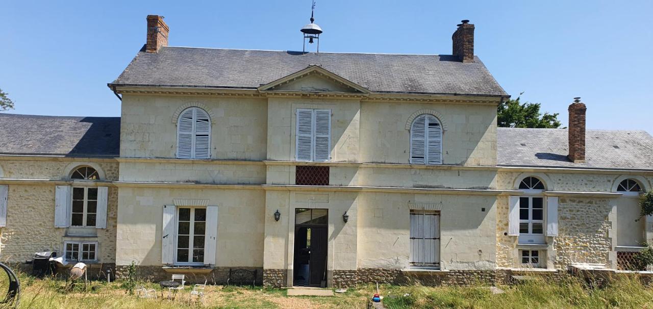 Le Lude Ancien Relais De Chasse A 35 Min Du Circuit 24H Du Mans Bed & Breakfast エクステリア 写真