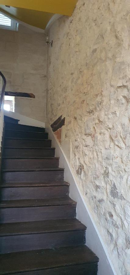Le Lude Ancien Relais De Chasse A 35 Min Du Circuit 24H Du Mans Bed & Breakfast エクステリア 写真